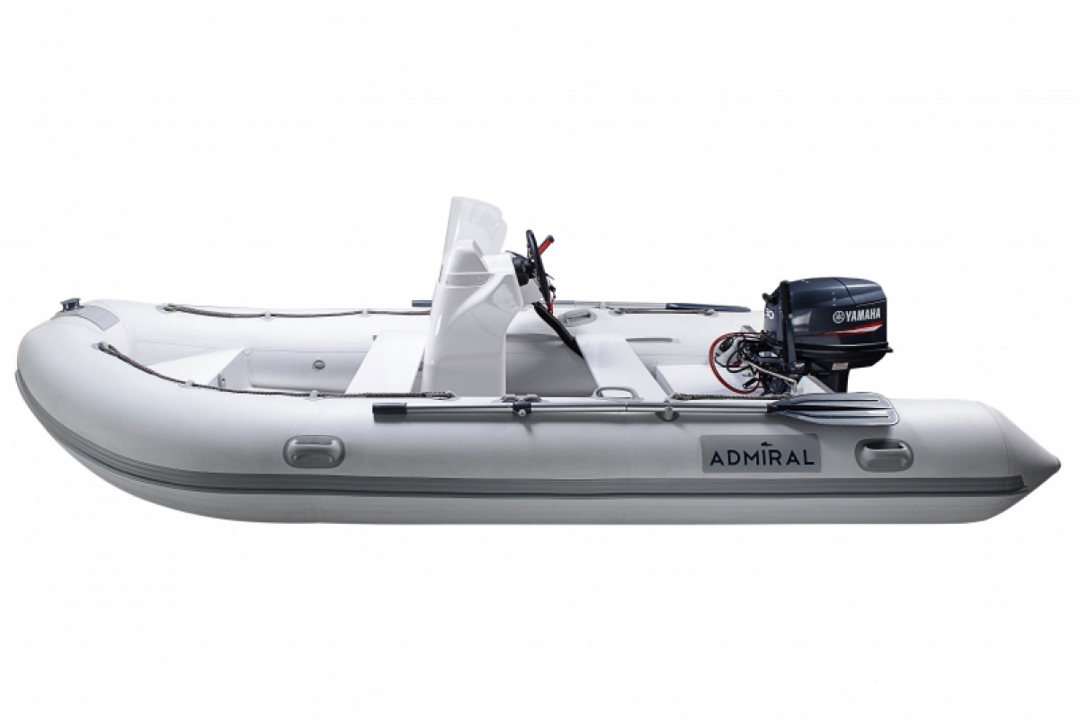 Надувная лодка с мотором 4. Адмирал Rib 410. Лодка моторная РИБ Адмирал Rib 410. Адмирал Rib 410 с консолью. Лодка ПВХ Адмирал 410.