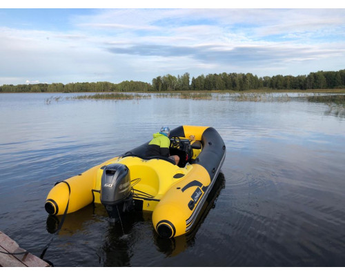 Лодка ПВХ Адмирал RIB 470 с консолью